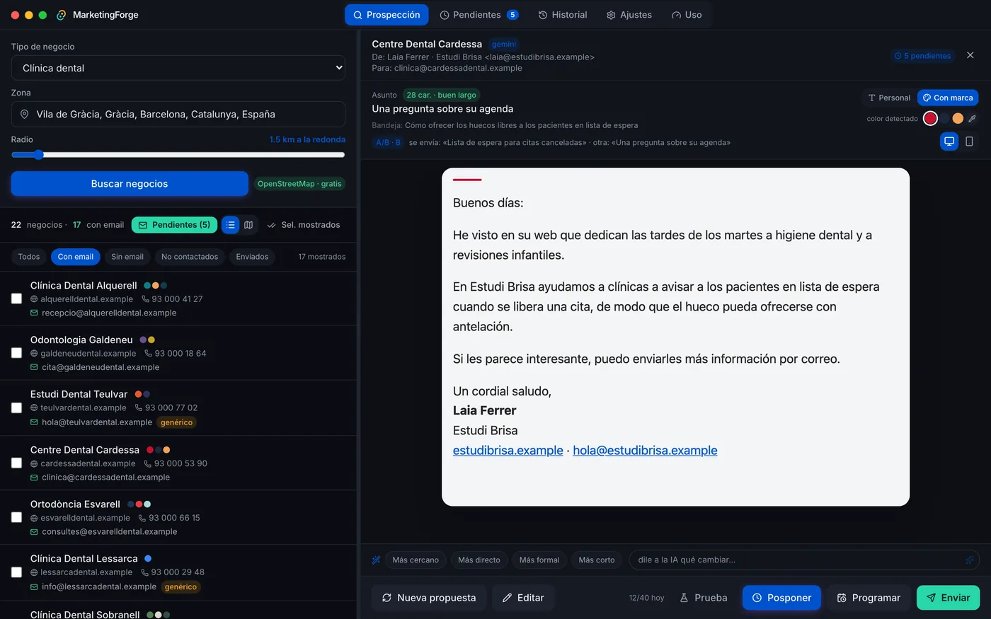 Ficha de un negocio con sus colores de marca y el email con su color.